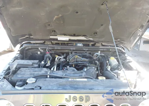 2016 Jeep Wrangler Unlimited Sahara from USA, damaged, VIN 1C4BJWEG9GL164192